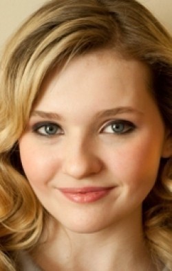 Full Abigail Breslin filmography who acted in the movie Perfect Sisters.