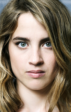 Full Adele Haenel filmography who acted in the movie La fille inconnue.