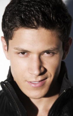 Full Alex Meraz filmography who acted in the movie On the Run.