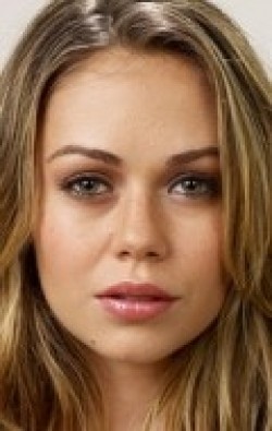 Full Alexis Dziena filmography who acted in the movie Wrong.