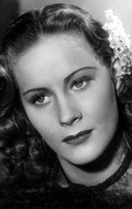 Full Alida Valli filmography who acted in the movie Siamo donne.