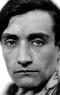 Full Antonin Artaud filmography who acted in the movie Les croix de bois.