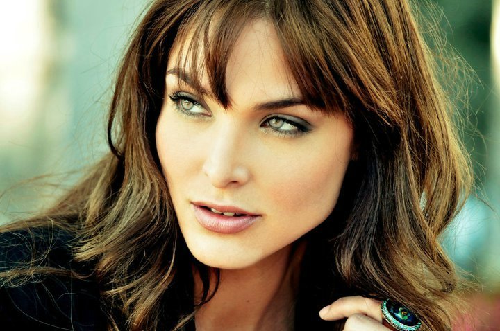 Full Blanca Soto filmography who acted in the movie Divina confusion.