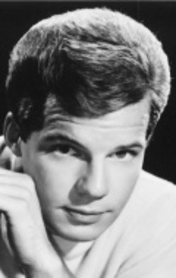 Full Bobby Vee filmography who acted in the movie Swingin' Along.