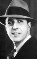 Full Carlos Gardel filmography who acted in the movie Mano a mano.