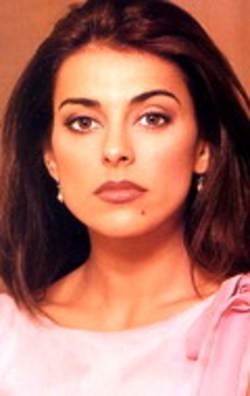 Full Catarina Furtado filmography who acted in the movie Globos de Ouro 2000.