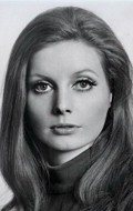 Full Catherine Schell filmography who acted in the movie Piccolo grande amore.