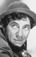 Full Chico Marx filmography who acted in the movie Animal Crackers.