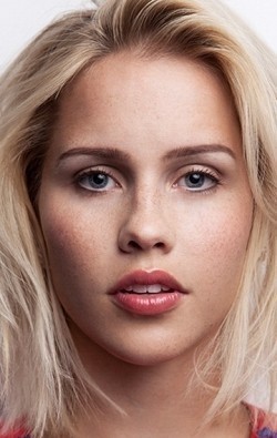 Full Claire Holt filmography who acted in the movie Messengers 2: The Scarecrow.