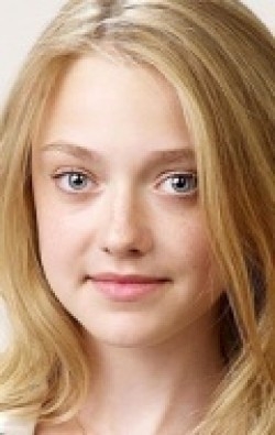 Full Dakota Fanning filmography who acted in the movie The Runaways.