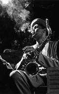 Full Dexter Gordon filmography who acted in the movie Round Midnight.