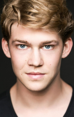 Full Joe Alwyn filmography who acted in the movie The Rats.