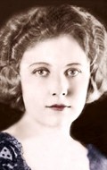 Full Edna Purviance filmography who acted in the movie A Woman.