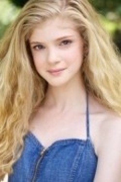 Full Elena Kampouris filmography who acted in the movie Before I Fall.