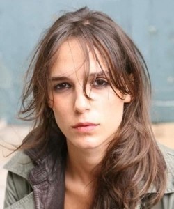 Full Emilie Chesnais filmography who acted in the movie Le carton.