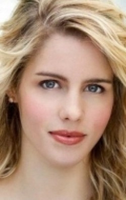 Full Emily Bett Rickards filmography who acted in the movie Flicka: Country Pride.