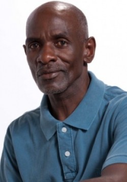 Full Ernest Ndhlovu filmography who acted in the movie Hearts and Minds.