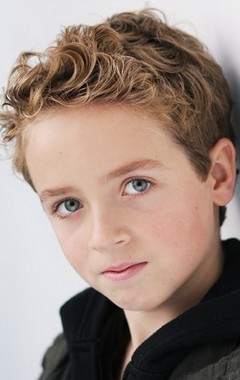 Full Evan Bird filmography who acted in the movie Guess Who's Coming to Christmas.