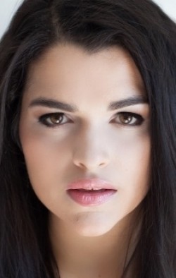 Full Eve Harlow filmography who acted in the movie Make Me Stronger.