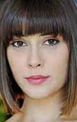 Full Fatima Trotta filmography who acted in the movie Andiamo a quel paese.
