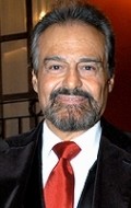 Full Gonzalo Vega filmography who acted in the movie Las apariencias enganan.