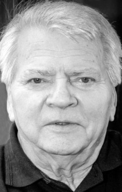Full Gyula Szabo filmography who acted in the movie Defekt.
