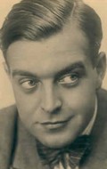 Full Hermann Speelmans filmography who acted in the movie Hitlerjunge Quex: Ein Film vom Opfergeist der deutschen Jugend.
