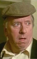 Full Hugh Lloyd filmography who acted in the movie Cider with Rosie.