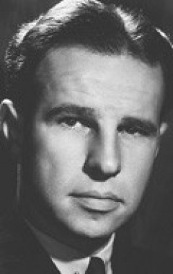 Full Hume Cronyn filmography who acted in the movie Shadow of a Doubt.