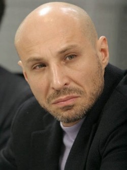 Full Igor Desyatnikov filmography who acted in the movie Chudnaya dolina.