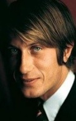 Full Jacques Dutronc filmography who acted in the movie L'important c'est d'aimer.