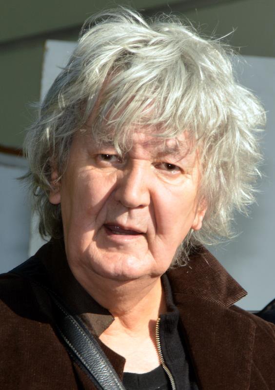 Full Jacques Higelin filmography who acted in the movie Guitare au poing.