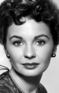 Full Jean Simmons filmography who acted in the movie Spartacus.