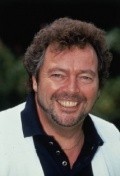 Full Jeremy Beadle filmography who acted in the movie A Fistful of Fingers.