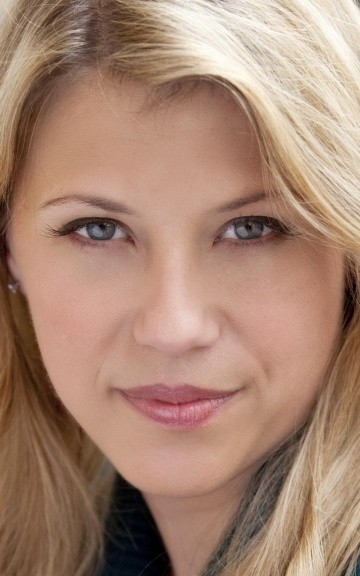 Full Jodie Sweetin filmography who acted in the movie Port City.