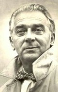 Full Jozef Pieracki filmography who acted in the movie Przyjaciel.