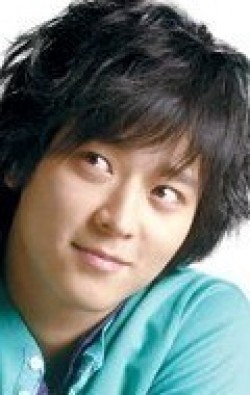 Full Kang Dong-won filmography who acted in the movie Woochi.