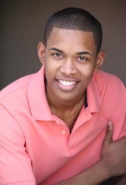 Full Kelvin Harrison Jr. filmography who acted in the movie It Comes at Night.