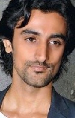 Full Kunal Kapoor filmography who acted in the movie Hattrick.