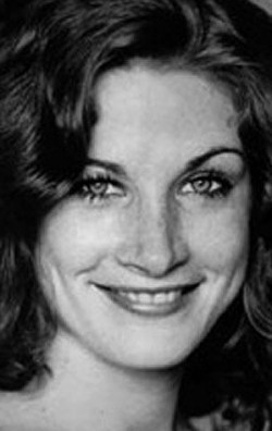 Full Laurie Zimmer filmography who acted in the movie Assault on Precinct 13.