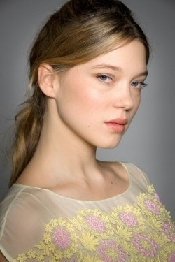 Full Lea Seydoux filmography who acted in the movie Les adieux à la reine.