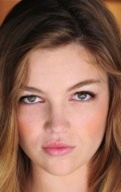 Full Lili Simmons filmography who acted in the movie Geek Charming.