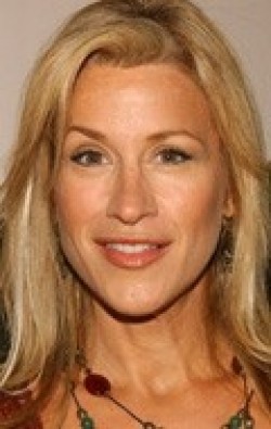 Full Lisa Ann Walter filmography who acted in the movie Wreckage.