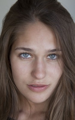 Full Lola Kirke filmography who acted in the movie Capture the Flag.