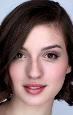 Full Maria Valverde filmography who acted in the movie Cuando nadie nos mira.