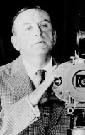 Full Maurice Tourneur filmography who acted in the movie A Girl's Folly.
