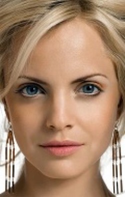 Full Mena Suvari filmography who acted in the movie Sonny.