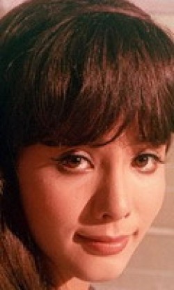 Full Mie Hama filmography who acted in the movie Wakai nakamatachi: uchira Gion no maikohan.