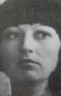 Full Monica Swinn filmography who acted in the movie Frauengefängnis.