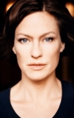 Full Nina Kronjäger filmography who acted in the movie Ostwind 2.